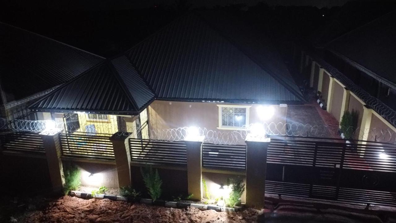 Living Green Apartments Airport Pick Up Benin City Exterior foto