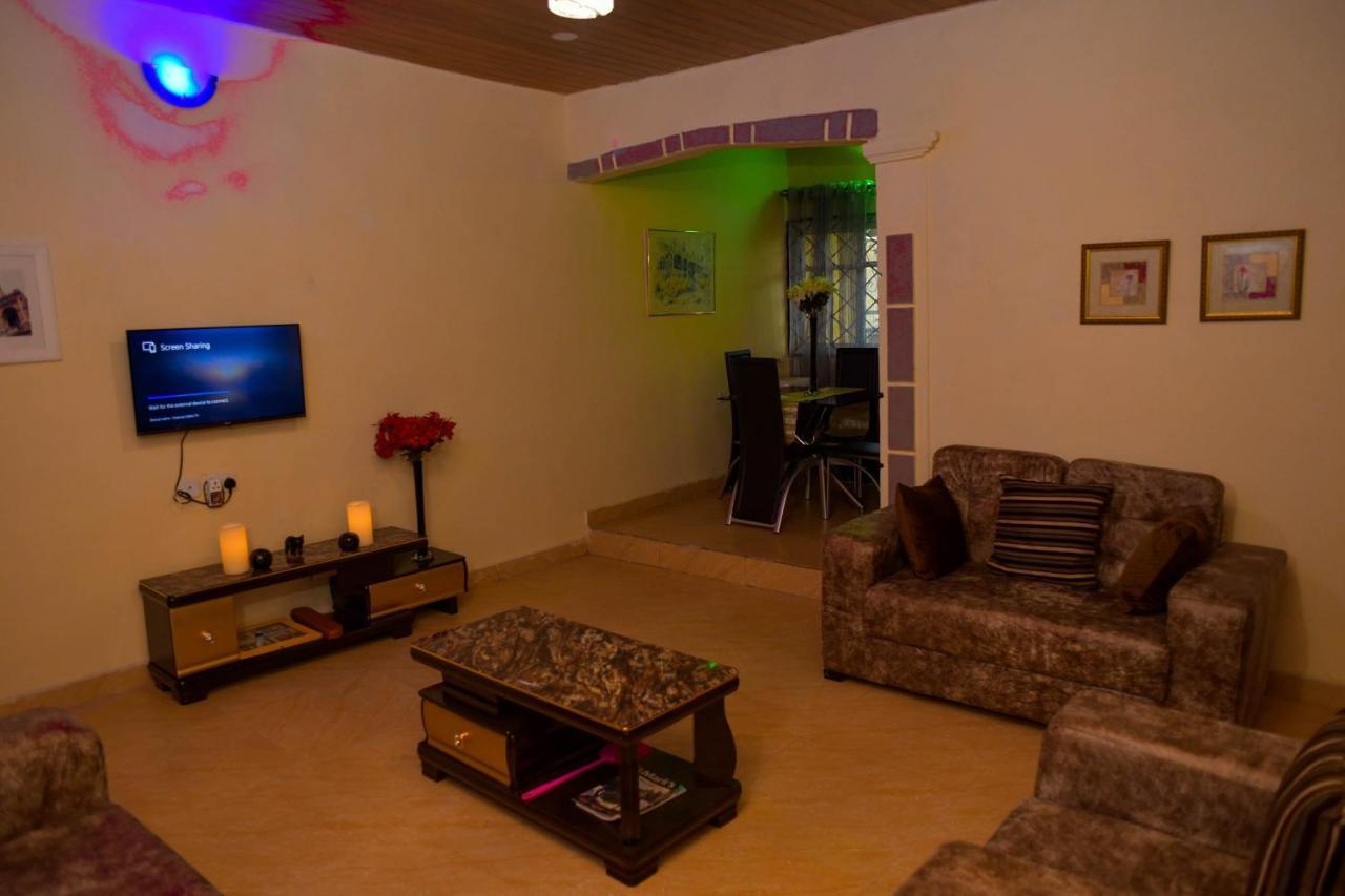 Living Green Apartments Airport Pick Up Benin City Exterior foto